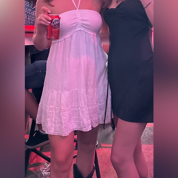 Aritzia Azalea dress - Picture 2 of 2